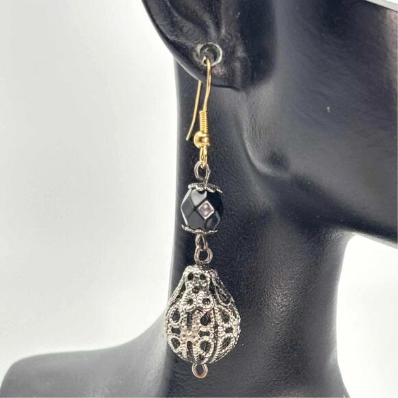 Vintage Silver & Black Drop Earrings - Picture 1 of 3